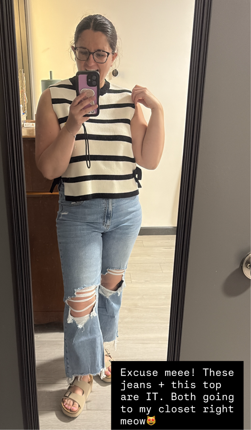 Distressed wide leg cropped jeans